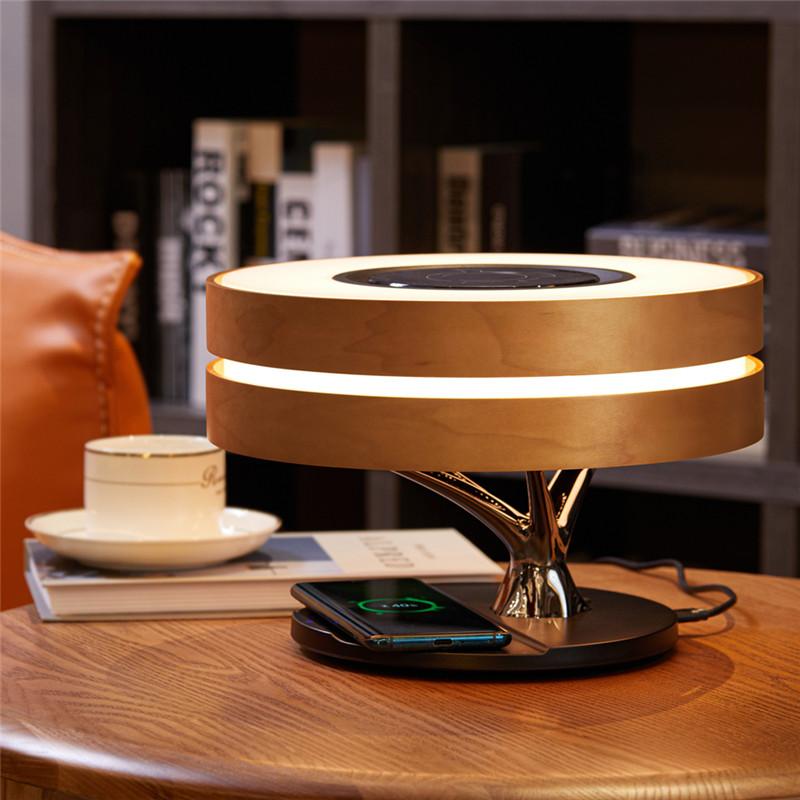 Circle of Light Smart Desk Lamp