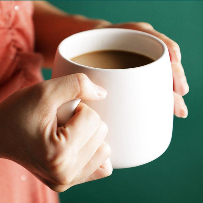 Smooth Bottle Mug - Mugs - YALA LIFE